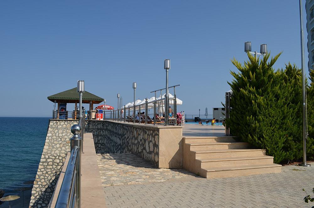 Lamos Resort Hotel & Convention Center Kumkuyu Экстерьер фото