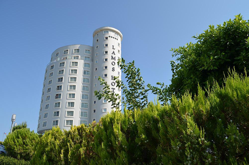 Lamos Resort Hotel & Convention Center Kumkuyu Экстерьер фото