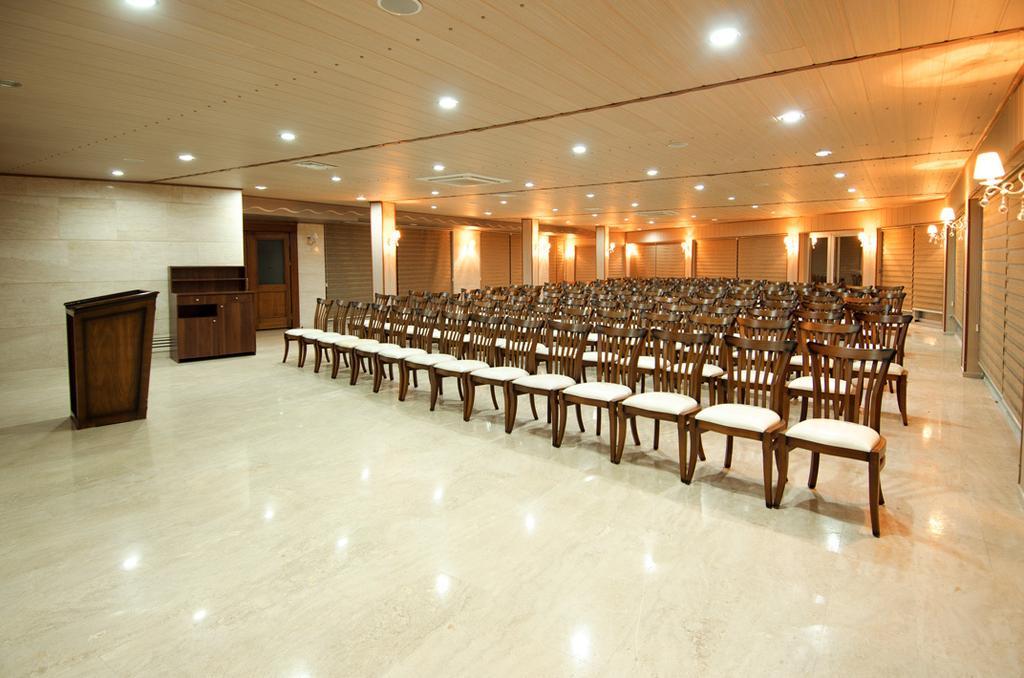Lamos Resort Hotel & Convention Center Kumkuyu Экстерьер фото